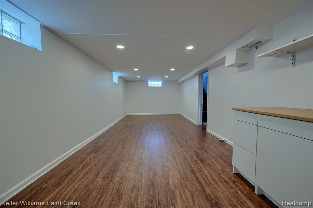 2060 Columbia Road Berkley, MI 48072 - Photo 12 of 18