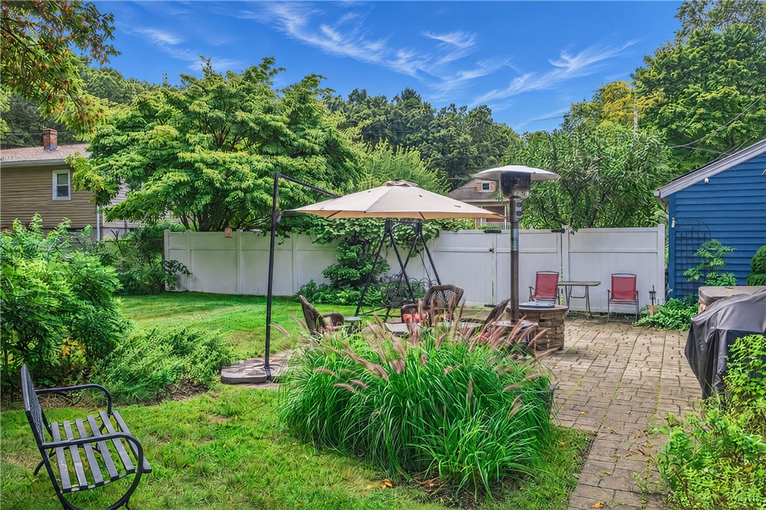 1502 Mendon Road Woonsocket, RI 02895 - Photo 4 of 32 Gallery Image 4