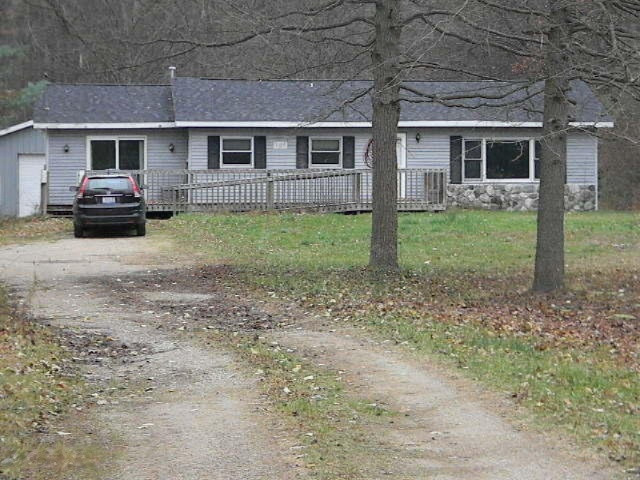 3745 South Brooks Road Muskegon, MI 49444 - Photo 1 of 5 DSCN3984