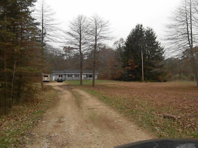 3745 South Brooks Road Muskegon, MI 49444 - Photo 2 of 5 DSCN3985