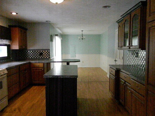 3745 South Brooks Road Muskegon, MI 49444 - Photo 3 of 5 DSCN4279