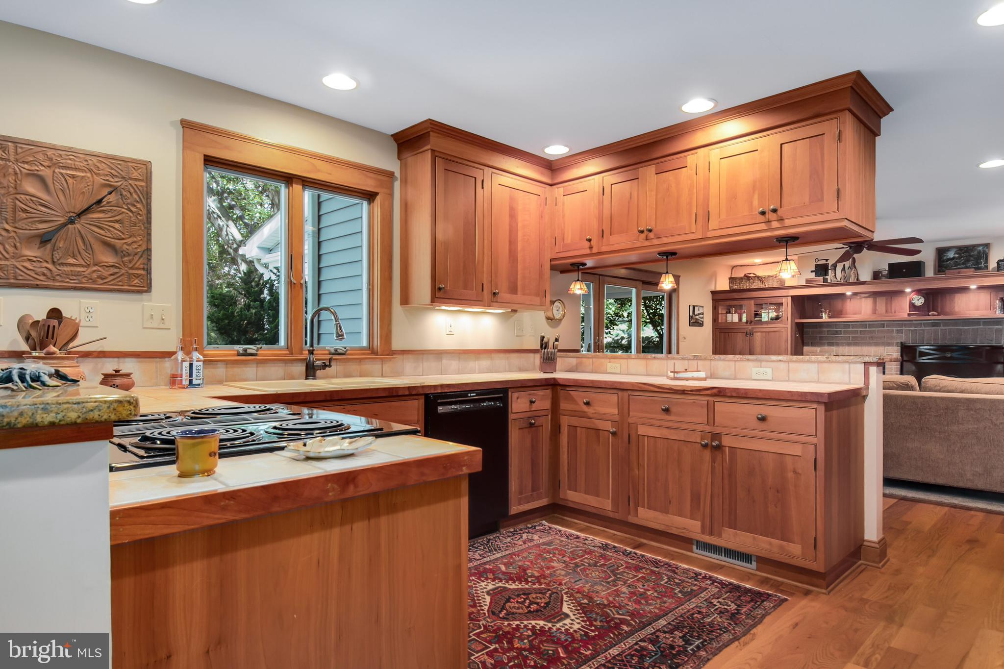 6786 Edge Road Royal Oak, MD 21662 - Photo 30 of 65 Custom kitchen-very workable