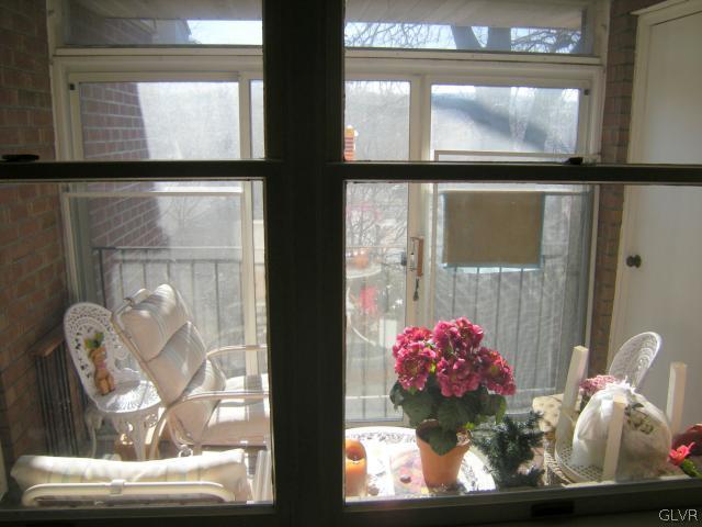 253 Spring Street Bethlehem, PA 18018 - Photo 10 of 14 enclosed porch/balcony