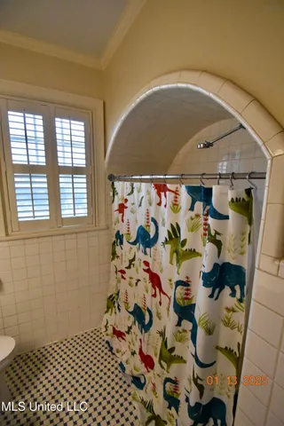 $285,000 | 208 East Adams Avenue, Greenwood, MS 38930