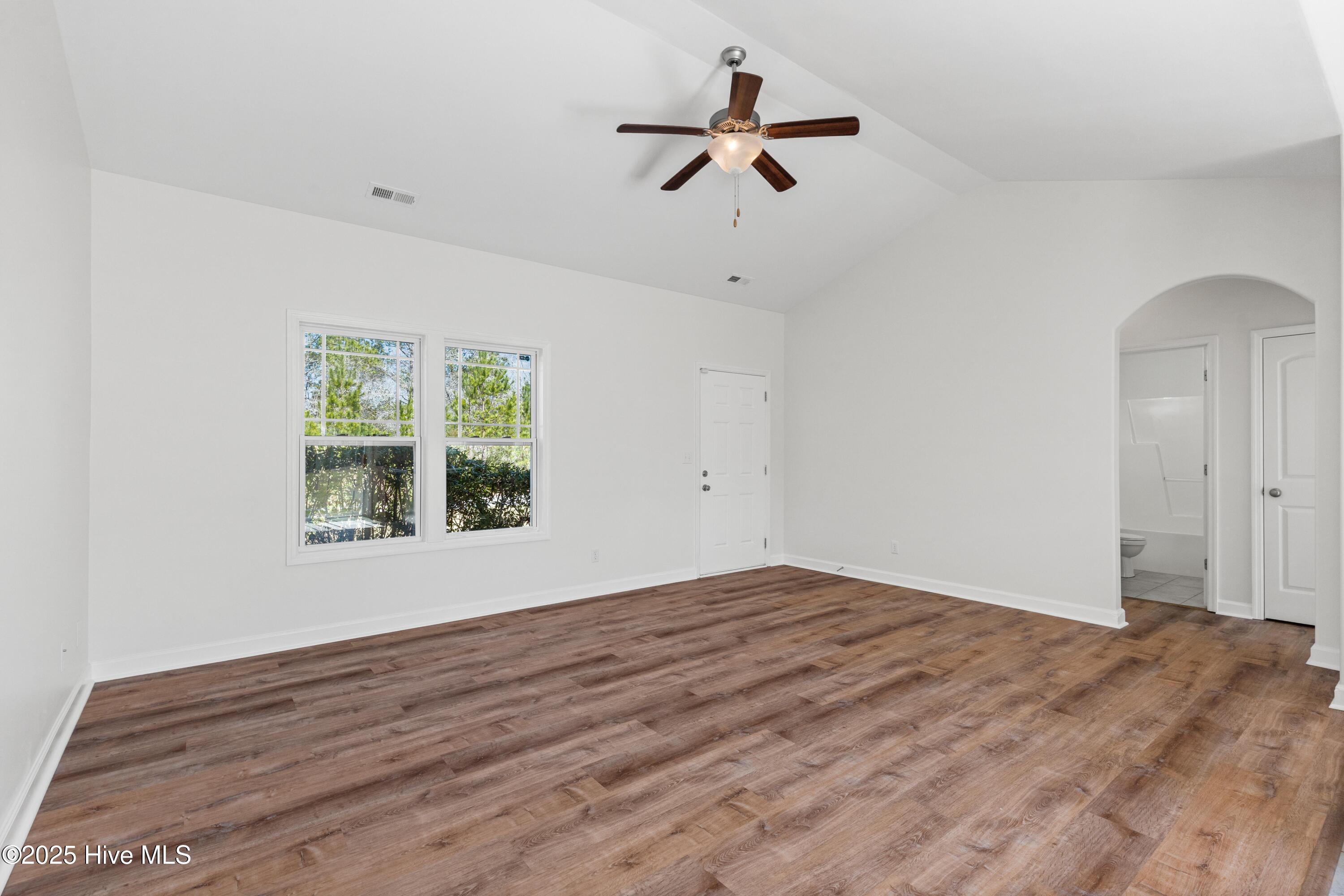 115 Blueberry Fields Road Maple Hill, NC 28454 - Photo 6 of 25 Living Room