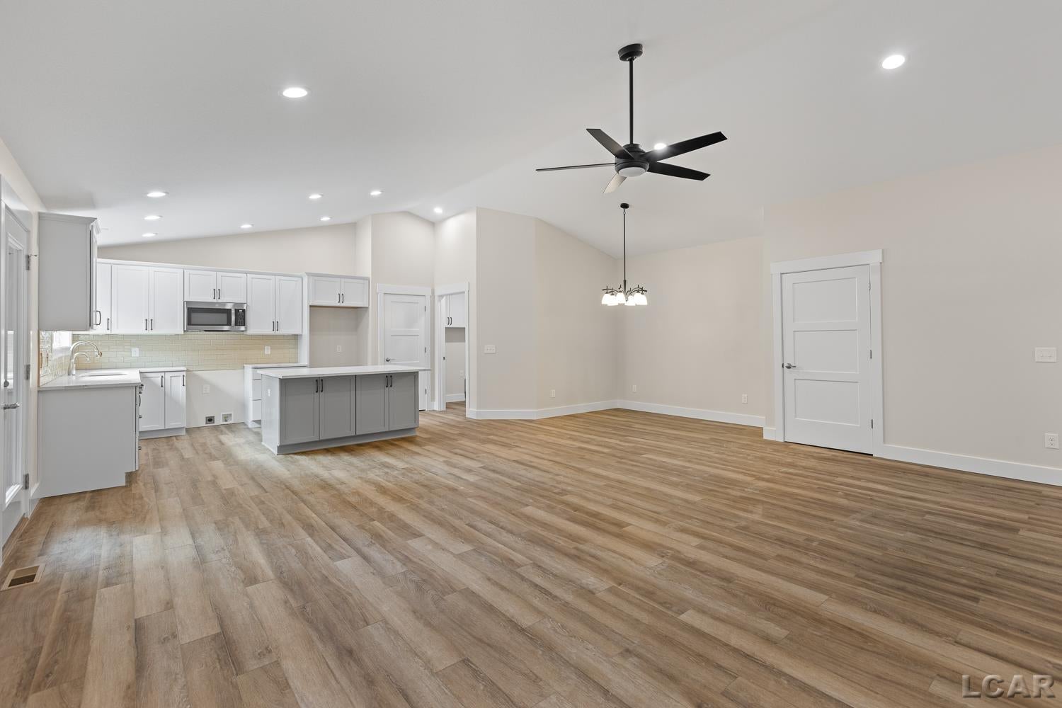1669 Rivers Edge Court Adrian, MI 49221 - Photo 14 of 42 Gallery Image 14