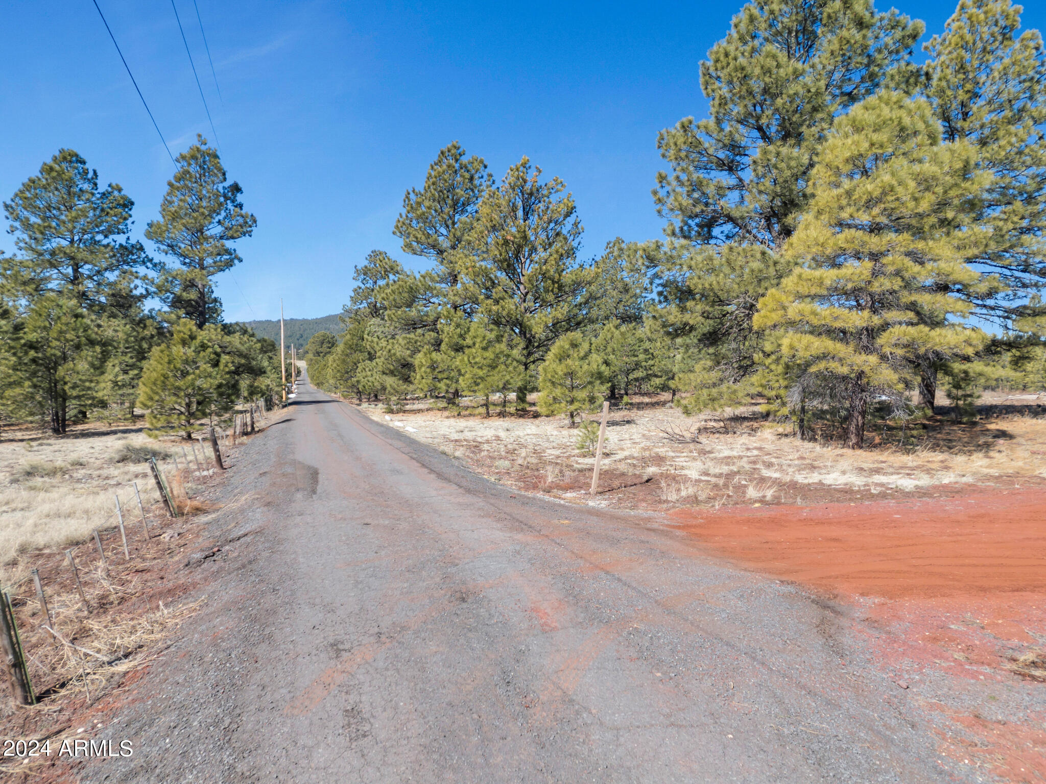 8688 Pittman Valley Road Williams, AZ 86046 - Photo 9 of 31 road entrance
