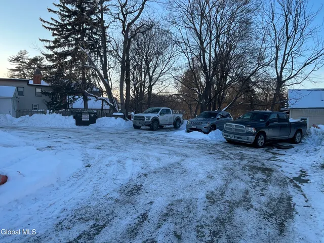 $1,500 | 715 Hudson Avenue, Unit C, Stillwater, NY 12170