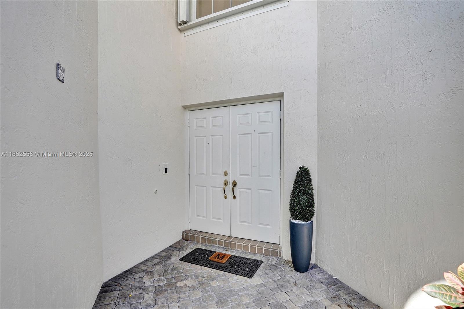 6450 Brava Way Boca Raton, FL 33433 - Photo 4 of 80