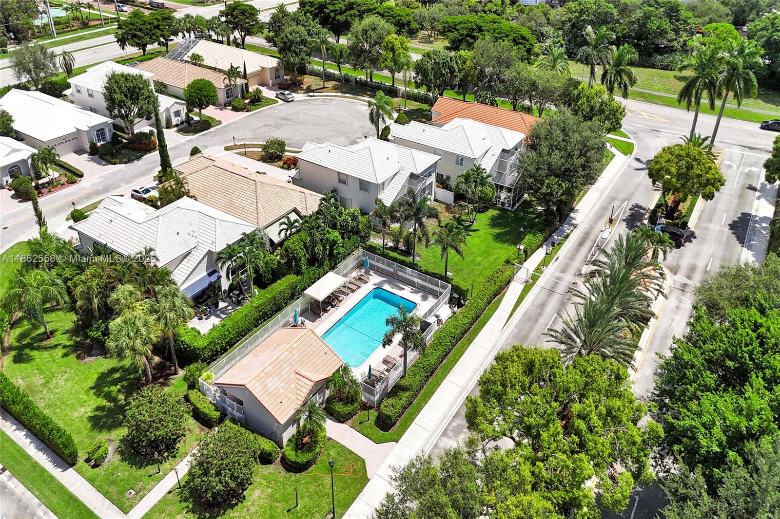 6450 Brava Way Boca Raton, FL 33433 - Photo 72 of 80 an aerial view of residential houses with outdoor space