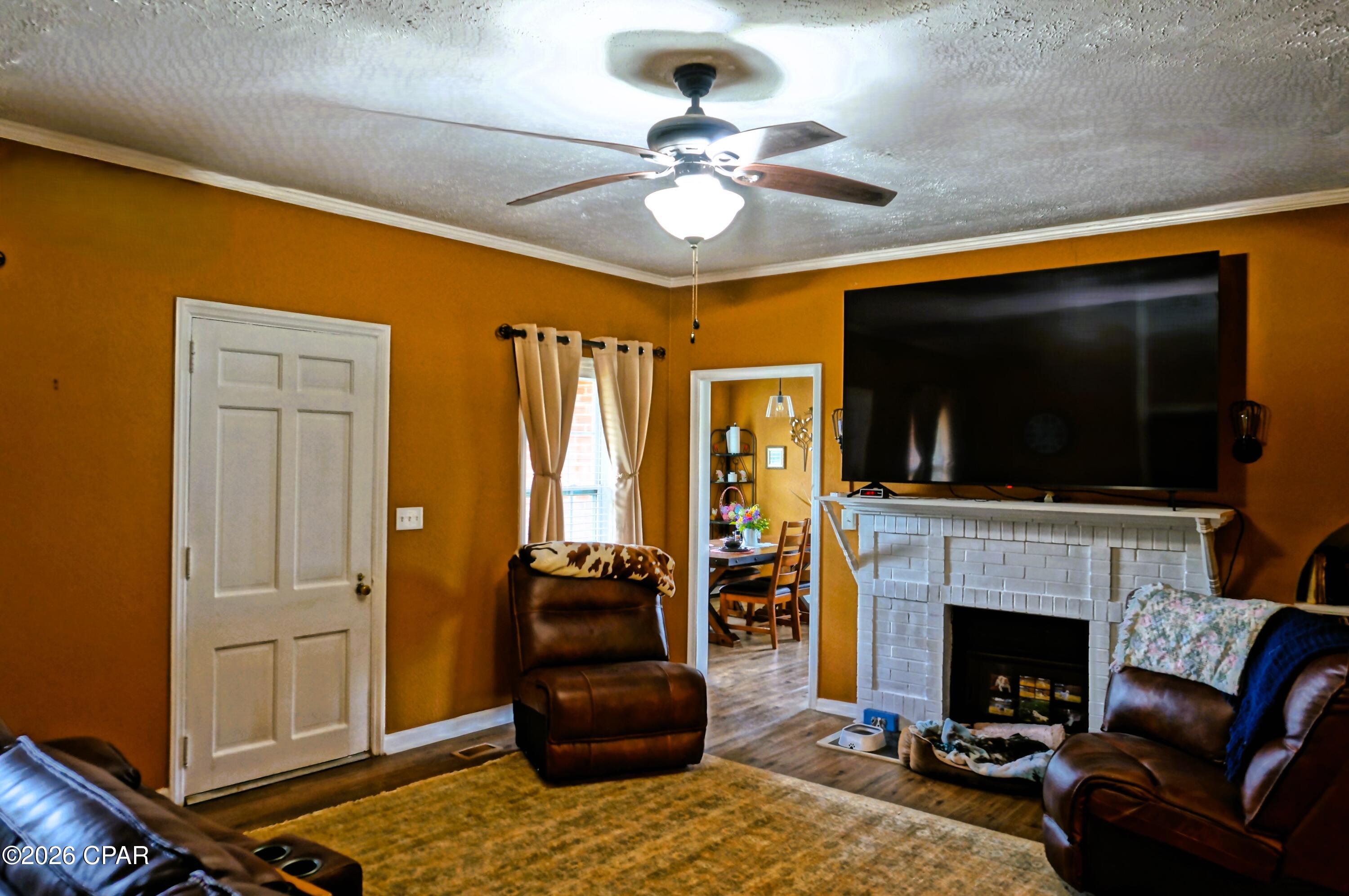 3128 Main Street Cottondale, FL 32431 - Photo 9 of 23