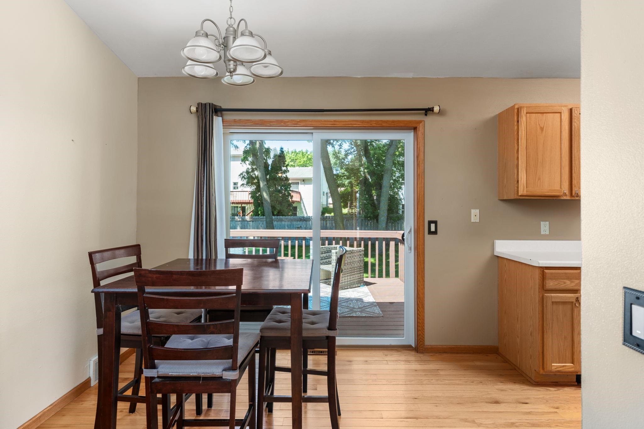 2836 Warner Lane Madison, WI 53713 - Photo 13 of 41