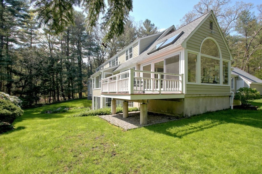 150 Cherry Brook Road Weston, MA 02493 - Photo 4 of 18