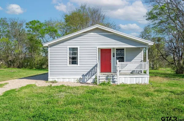 $124,900 | 207 East Crawford Street, Talco, TX 75487