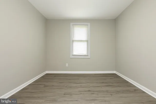 a view of a window in a room