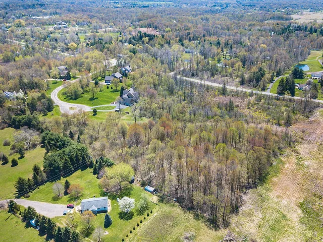 $370,000 | 8150 Pine Ridge Court, Northville, MI 48168