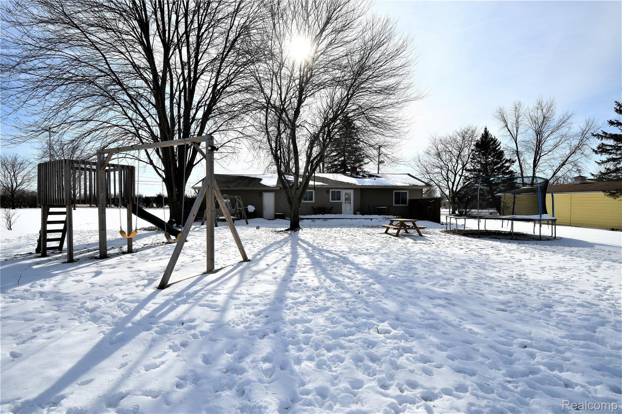 10425 East Potter Road Davison, MI 48423 - Photo 24 of 30 DSC_2415.JPG