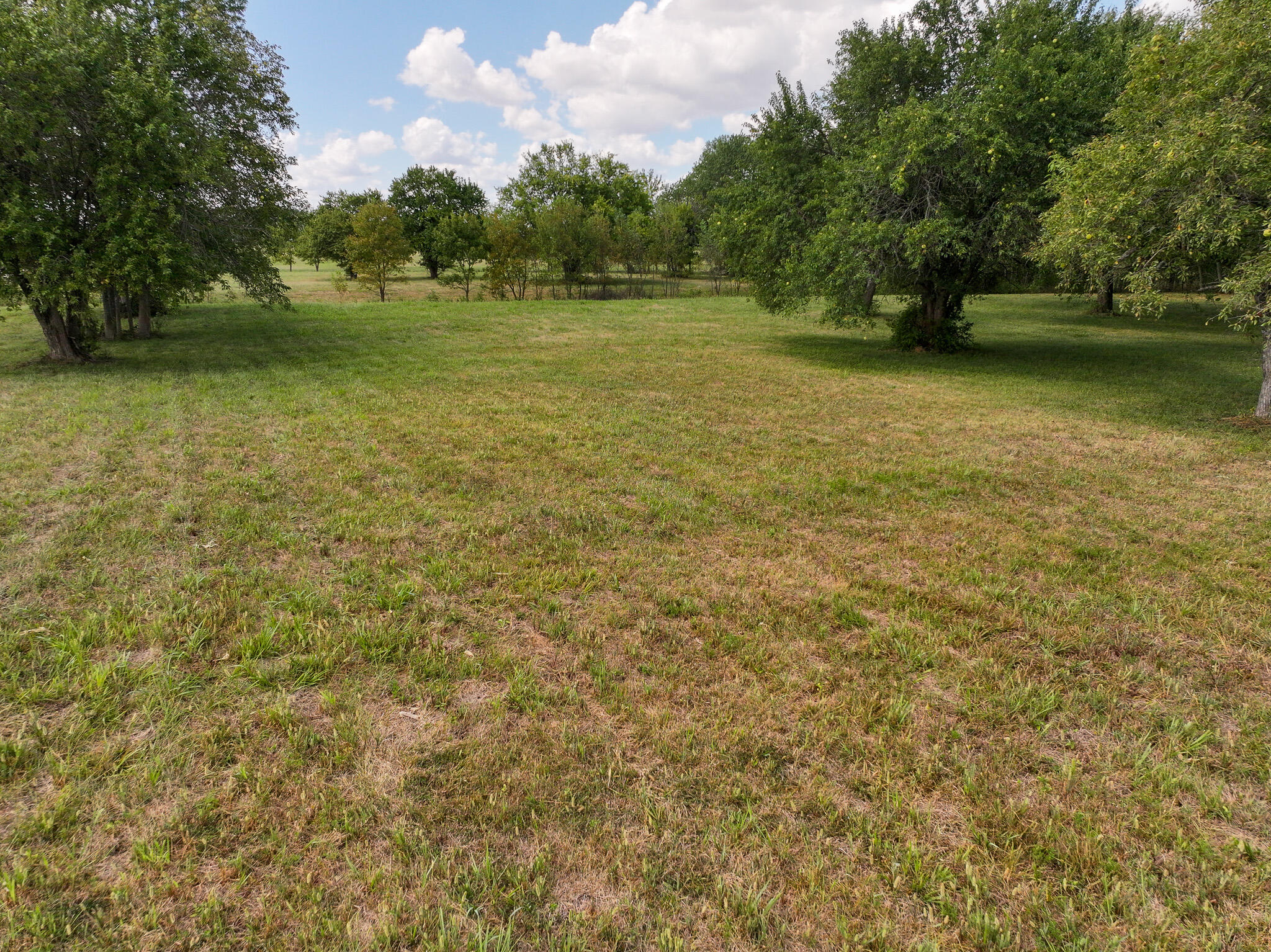 672 Southwest 15th Road Liberal, MO 64762 - Photo 30 of 85 DJI_20260912032021_0766_D