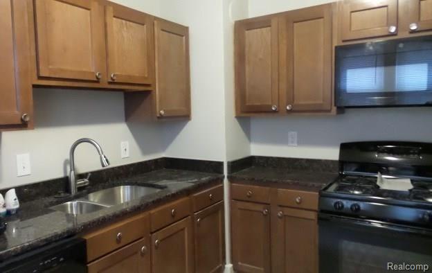 926 Nottingham Road Grosse Pointe Park, MI 48230 - Photo 2 of 50