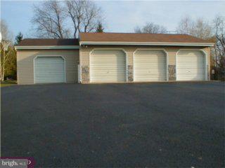 632 Porters Mill Road Spring City, PA 19475 - Photo 2 of 6