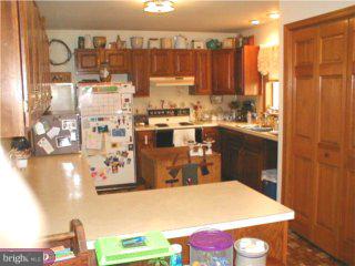 632 Porters Mill Road Spring City, PA 19475 - Photo 5 of 6