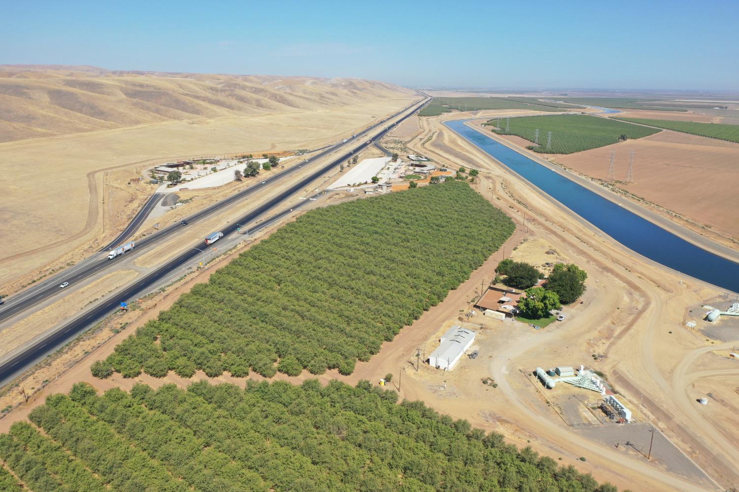 0 Kc Ranch Firebaugh, CA 93622 - Photo 4 of 7 a view of a swimming pool and an outdoor space