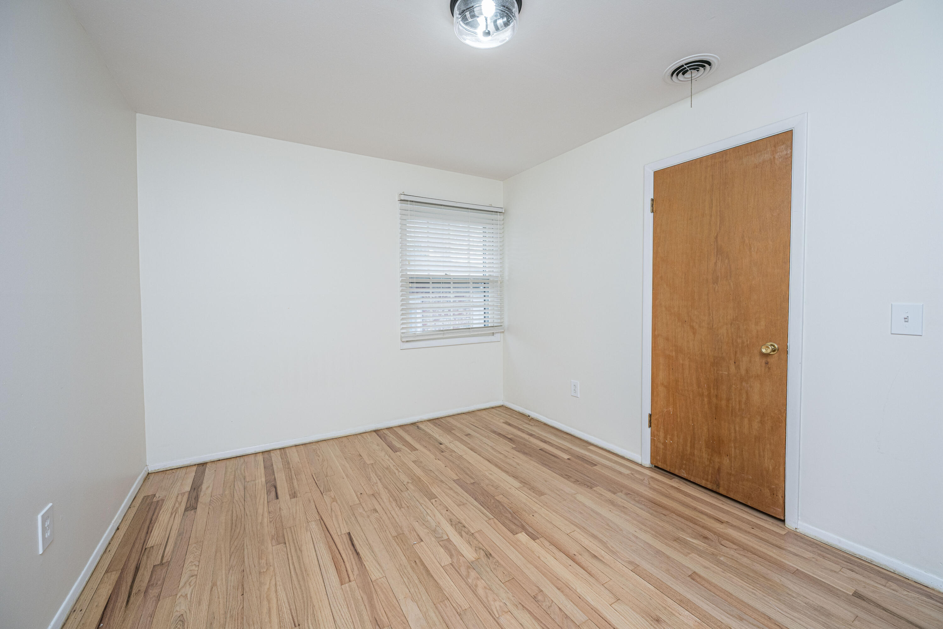 4413 Spur Street North Charleston, SC 29405 - Photo 19 of 34 4413SpurSt026