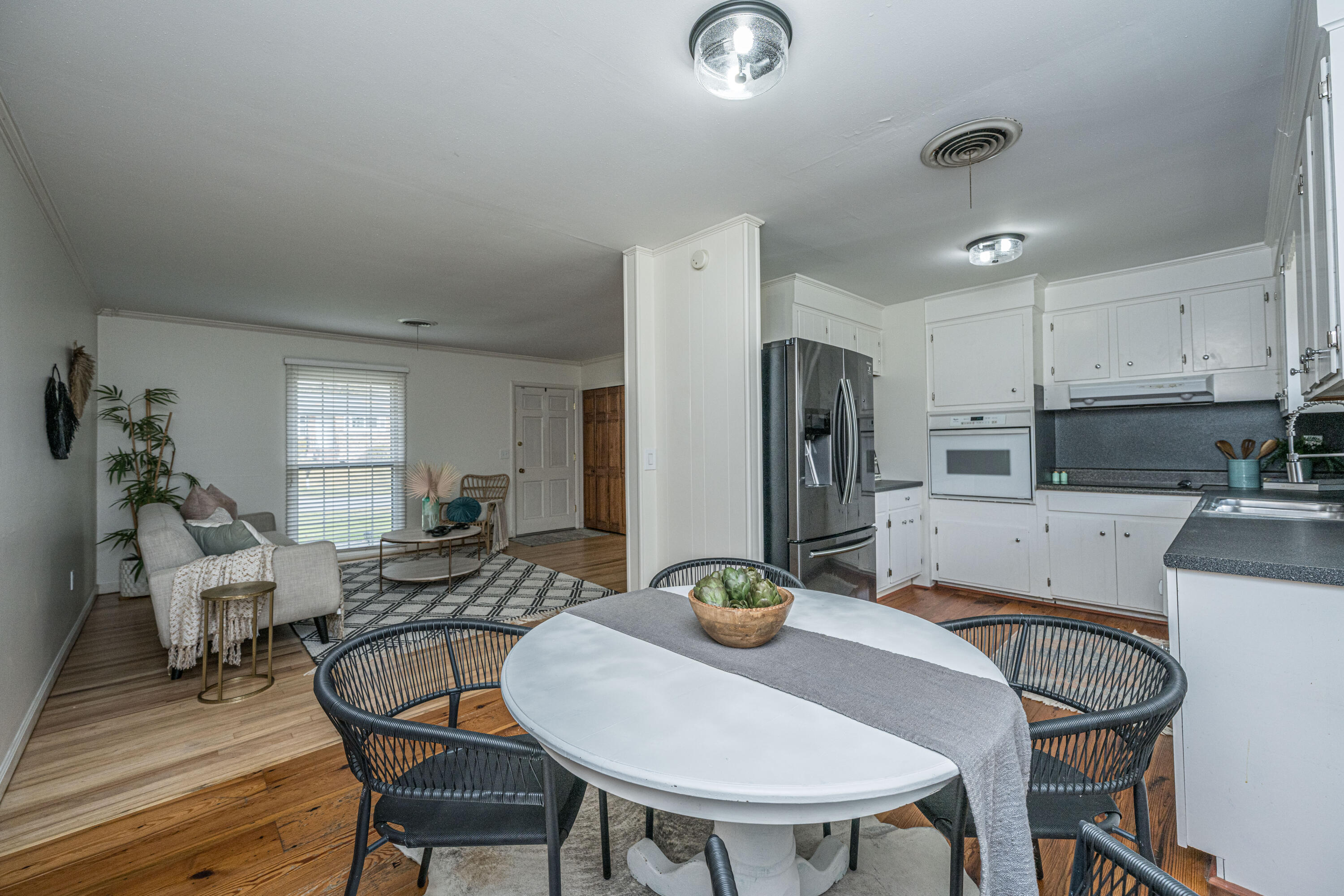 4413 Spur Street North Charleston, SC 29405 - Photo 4 of 34 4413SpurSt013