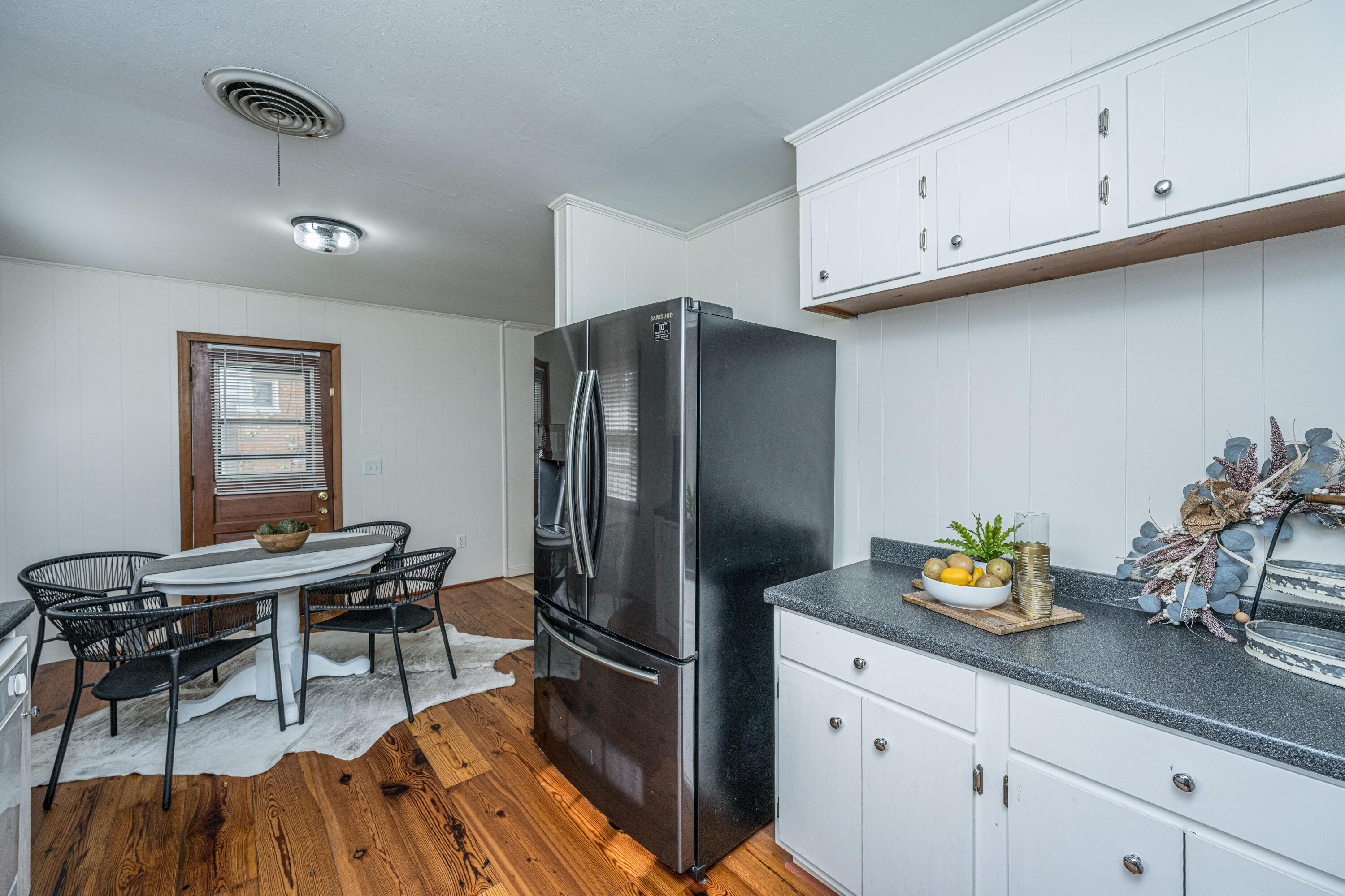 4413 Spur Street North Charleston, SC 29405 - Photo 9 of 34 4413SpurSt017