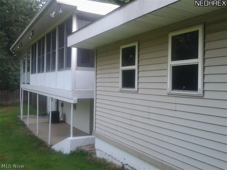 2368 Claus Road Vermilion, OH 44089 - Photo 3 of 23 Gallery Image 3