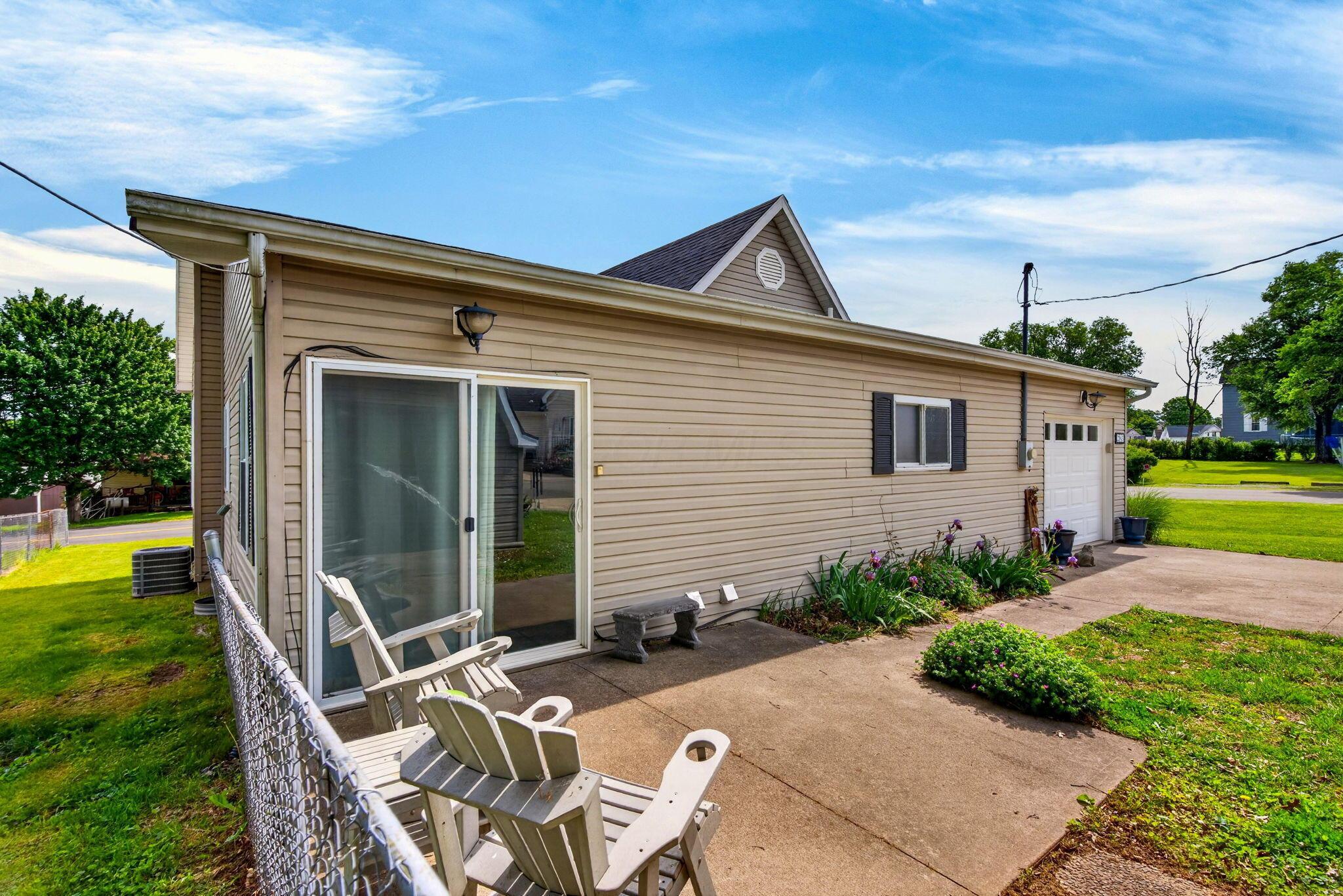 283 State Street Jackson, OH 45640 - Photo 25 of 26 34. Patio 3