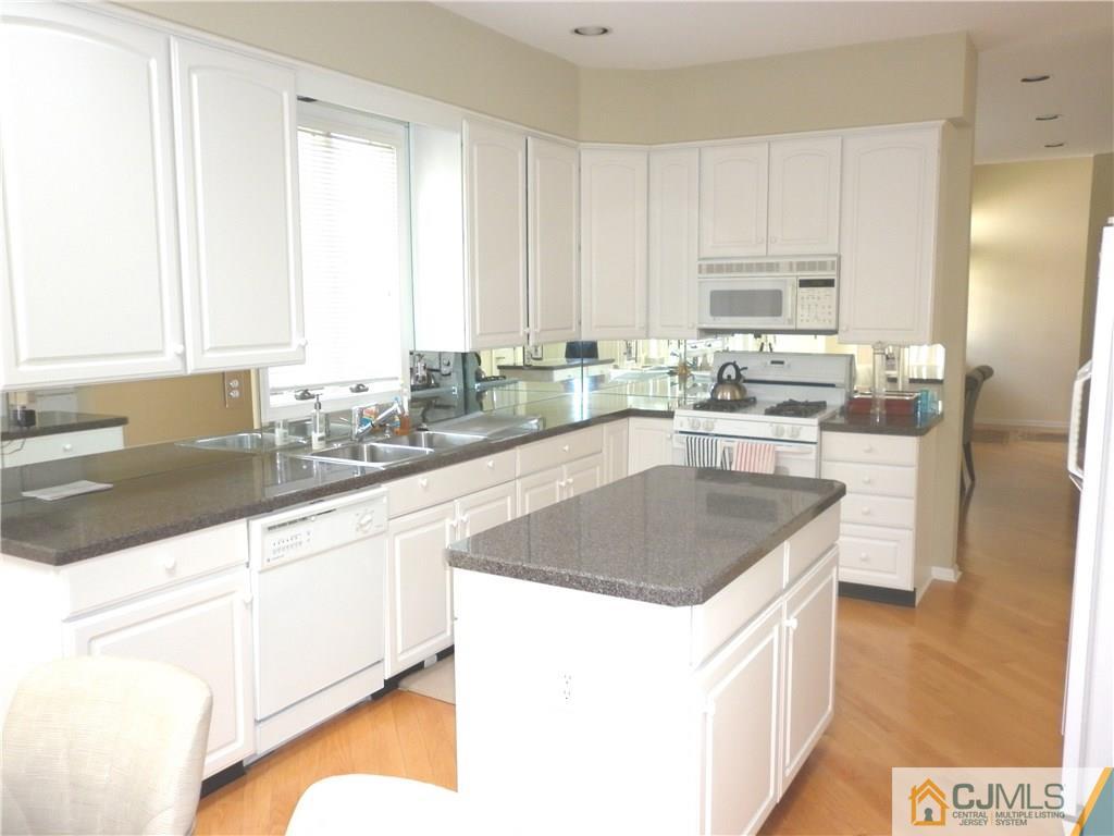 94 Chichester Road Monroe Township, NJ 08831 - Photo 3 of 20 Gallery Image 3