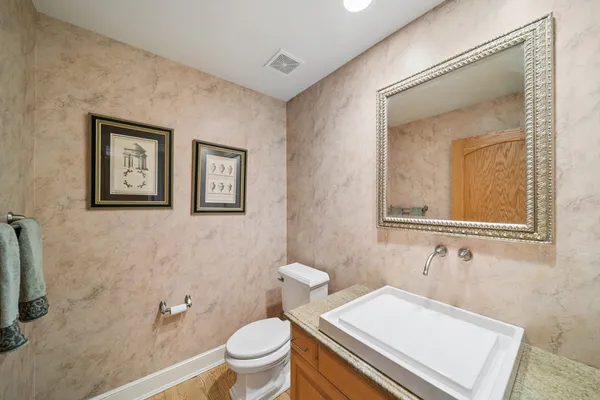 $1,200,000 | 1655 White Pines Court, Naperville, IL 60563