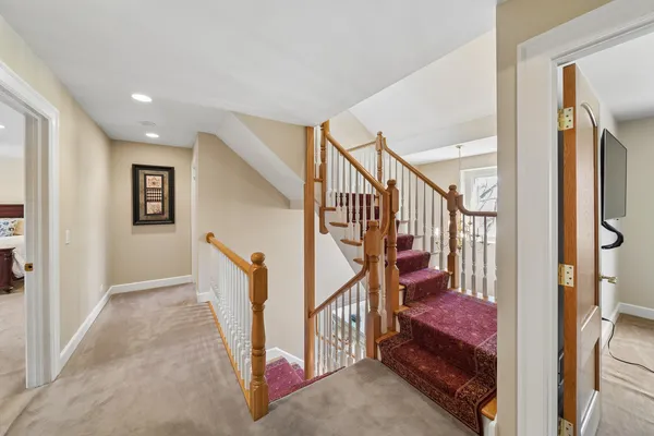 $1,200,000 | 1655 White Pines Court, Naperville, IL 60563