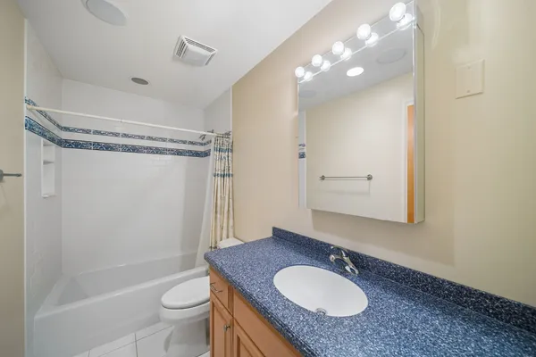 $1,200,000 | 1655 White Pines Court, Naperville, IL 60563