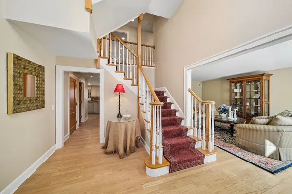 $1,200,000 | 1655 White Pines Court, Naperville, IL 60563
