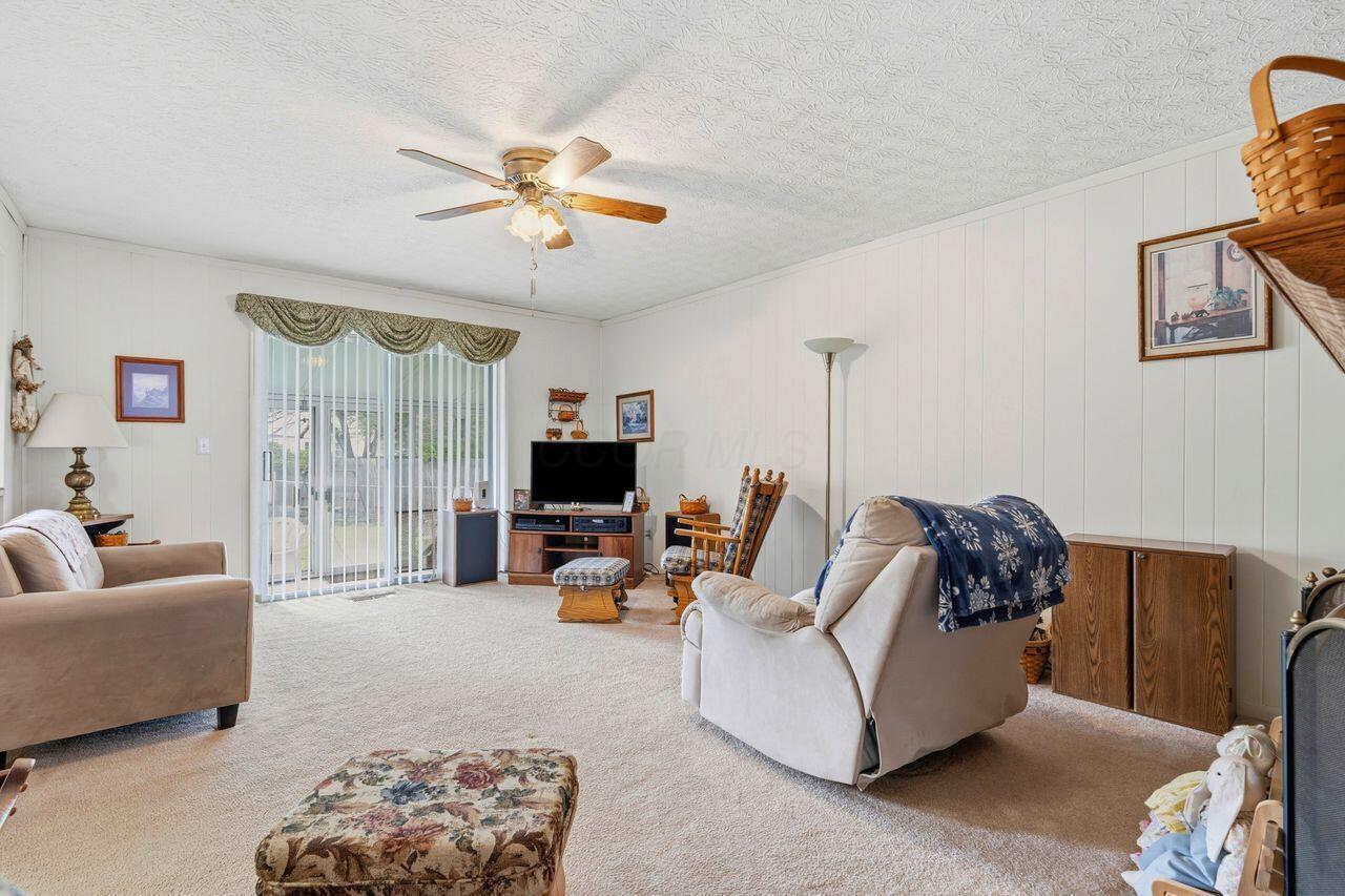 6881 Roundelay Road North Reynoldsburg, OH 43068 - Photo 5 of 25
