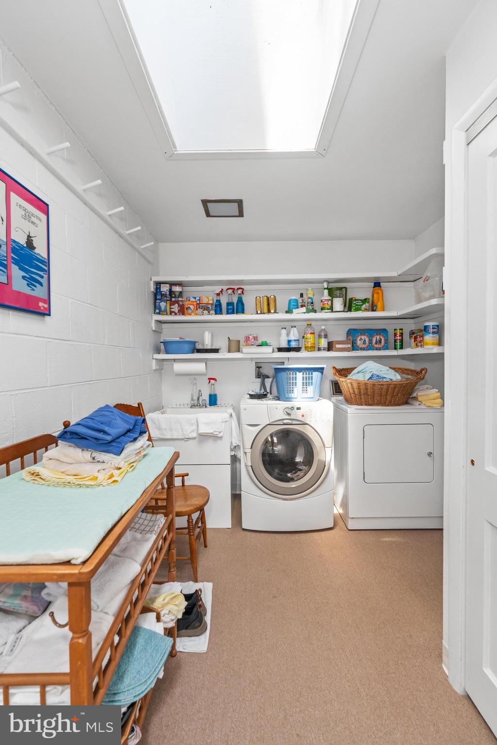 129 School Road Wilmington, DE 19803 - Photo 18 of 53 Mud/laundry room with garage access