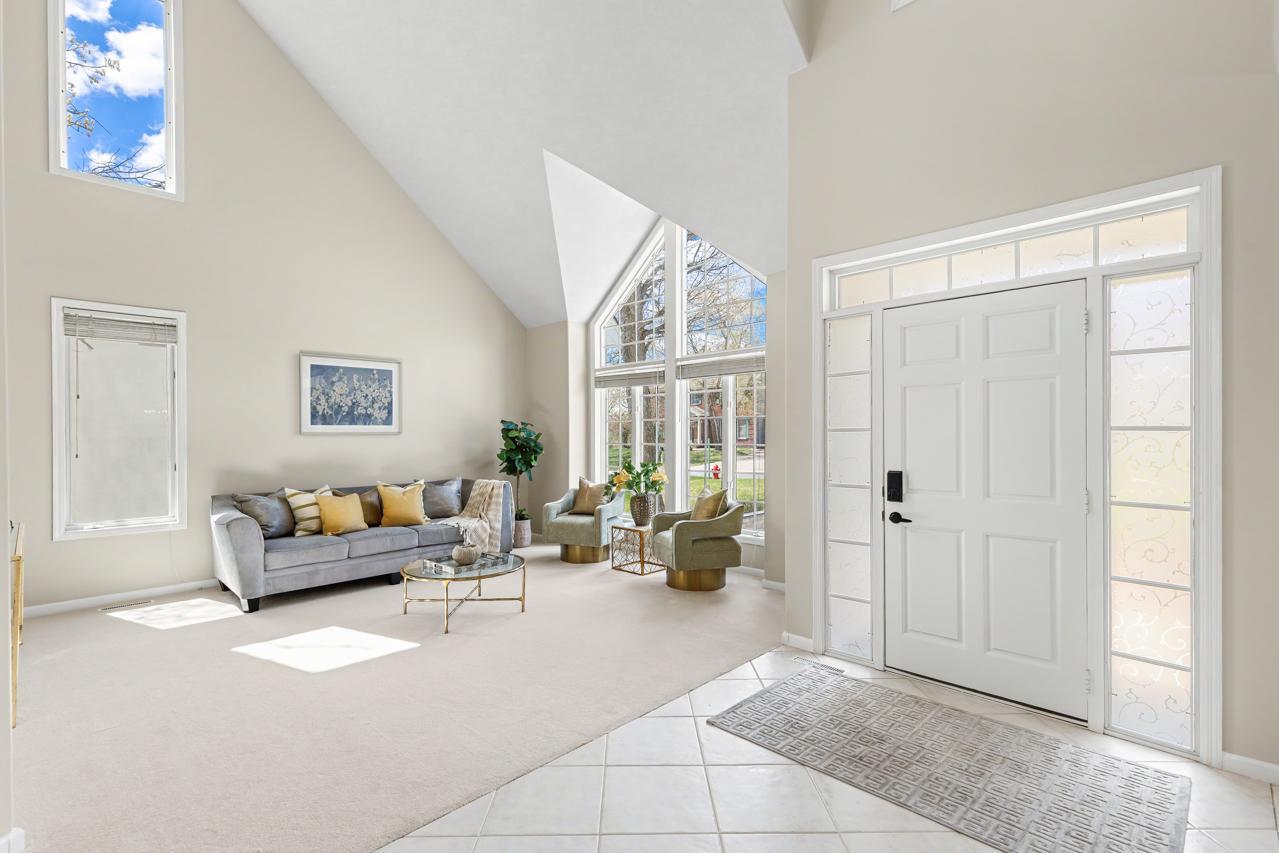 6459 Pinnacle Drive Eden Prairie, MN 55346 - Photo 6 of 64
