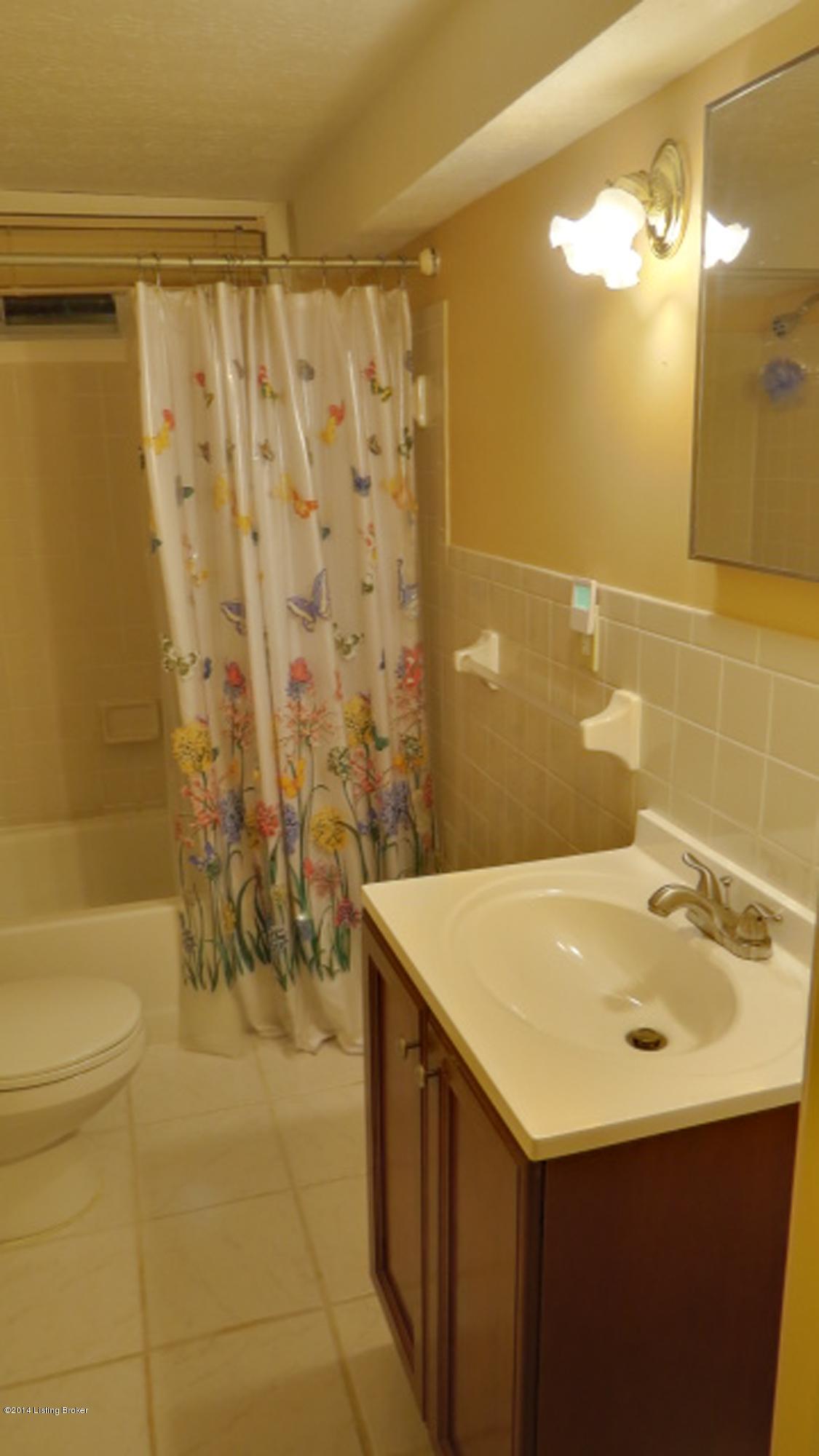 2407 Dundee Road Louisville, KY 40205 - Photo 55 of 67 IMG_1425_enfused
