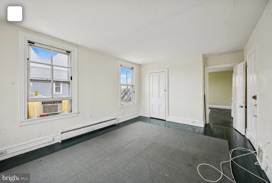30 West Chester Pike Ridley Park, PA 19078 - Photo 3 of 6 Living room