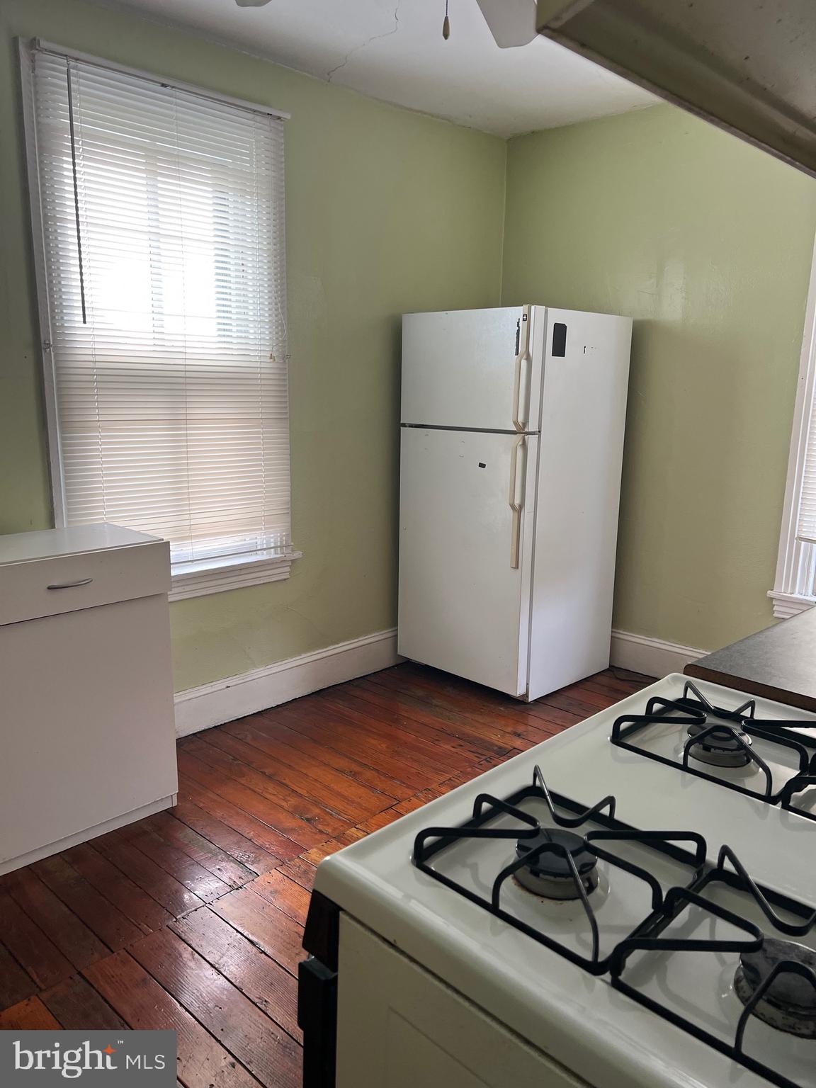 30 West Chester Pike Ridley Park, PA 19078 - Photo 4 of 6 Kitchen