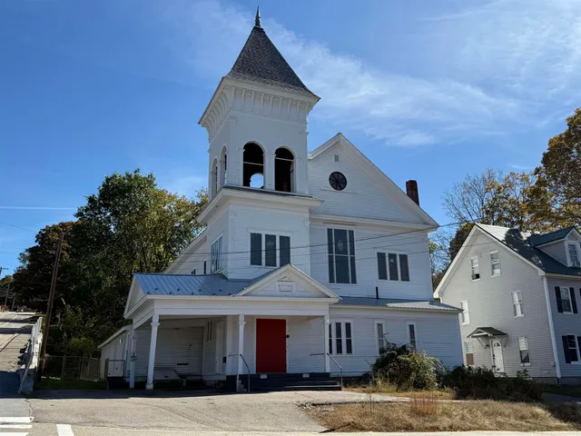 $480,000 | 88 Franklin Street, Franklin, NH 03235