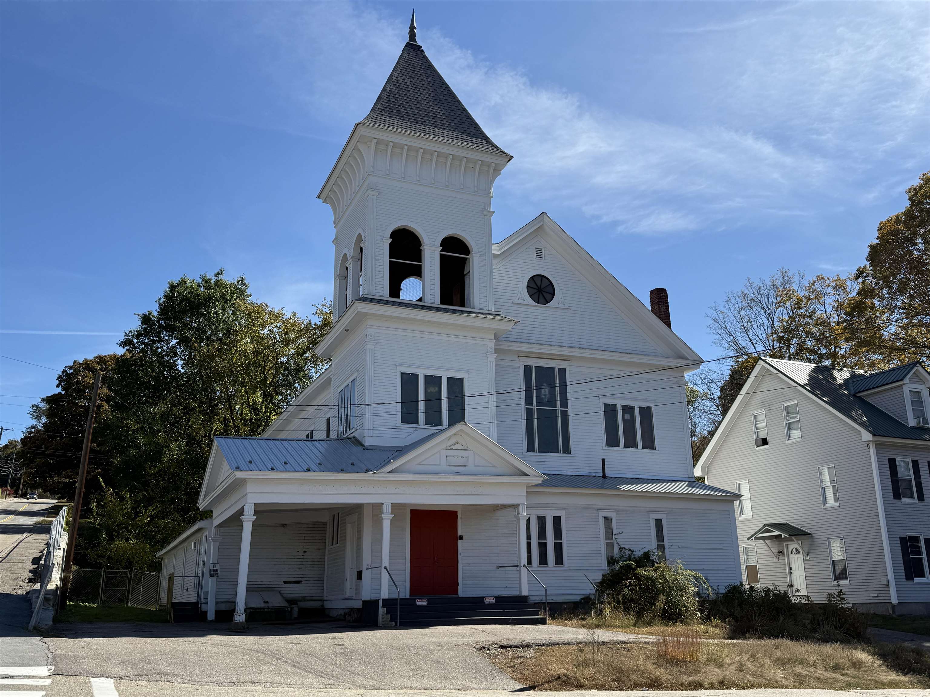 88 Franklin Street Franklin, NH 03235 - Photo 2 of 36