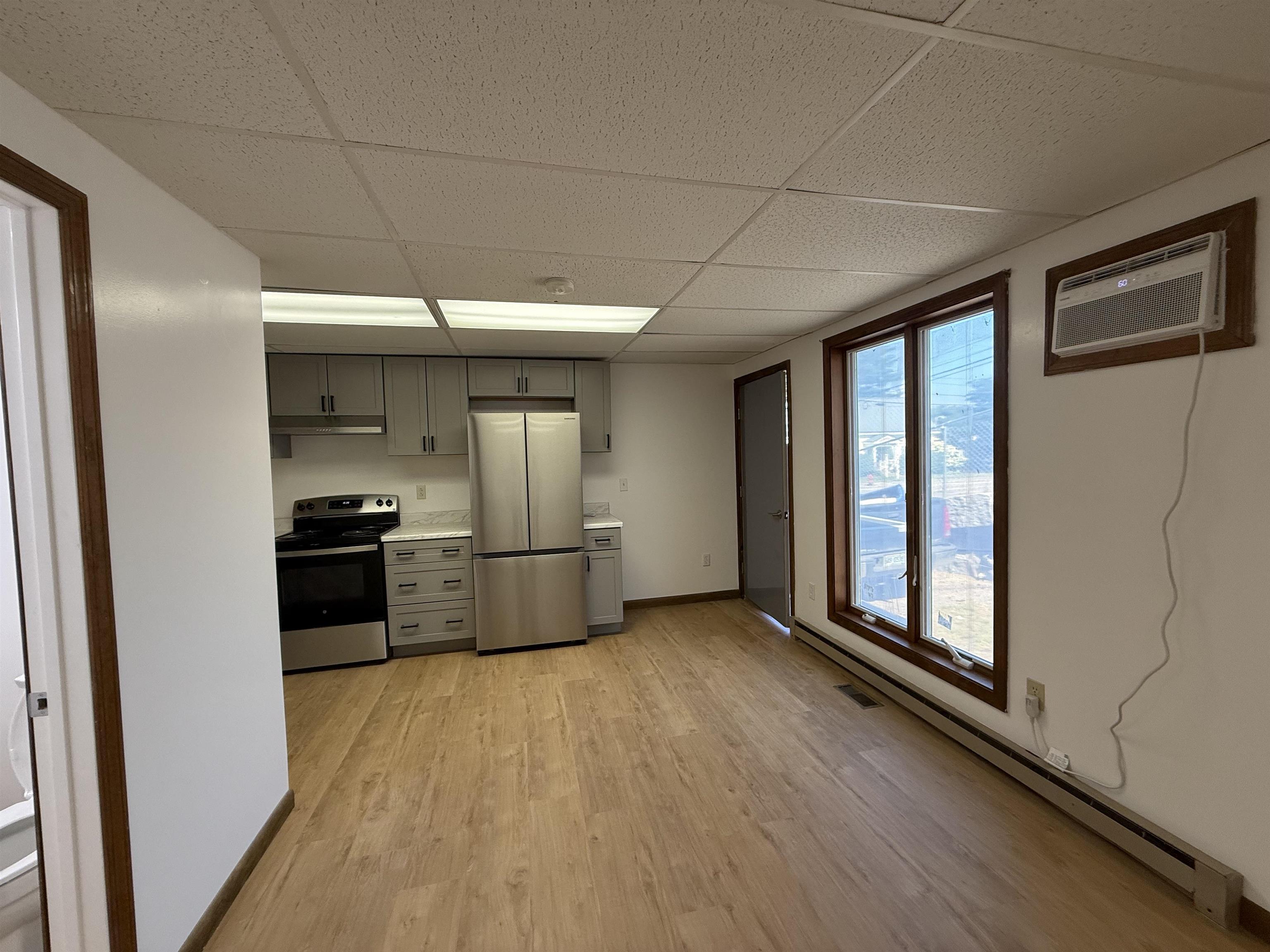 88 Franklin Street Franklin, NH 03235 - Photo 6 of 36