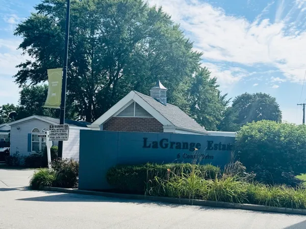 $47,500 | 116 Country Drive, La Grange, IL 60525