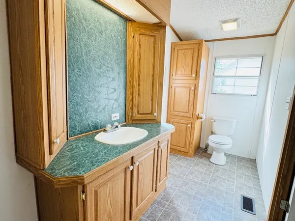 $47,500 | 116 Country Drive, La Grange, IL 60525
