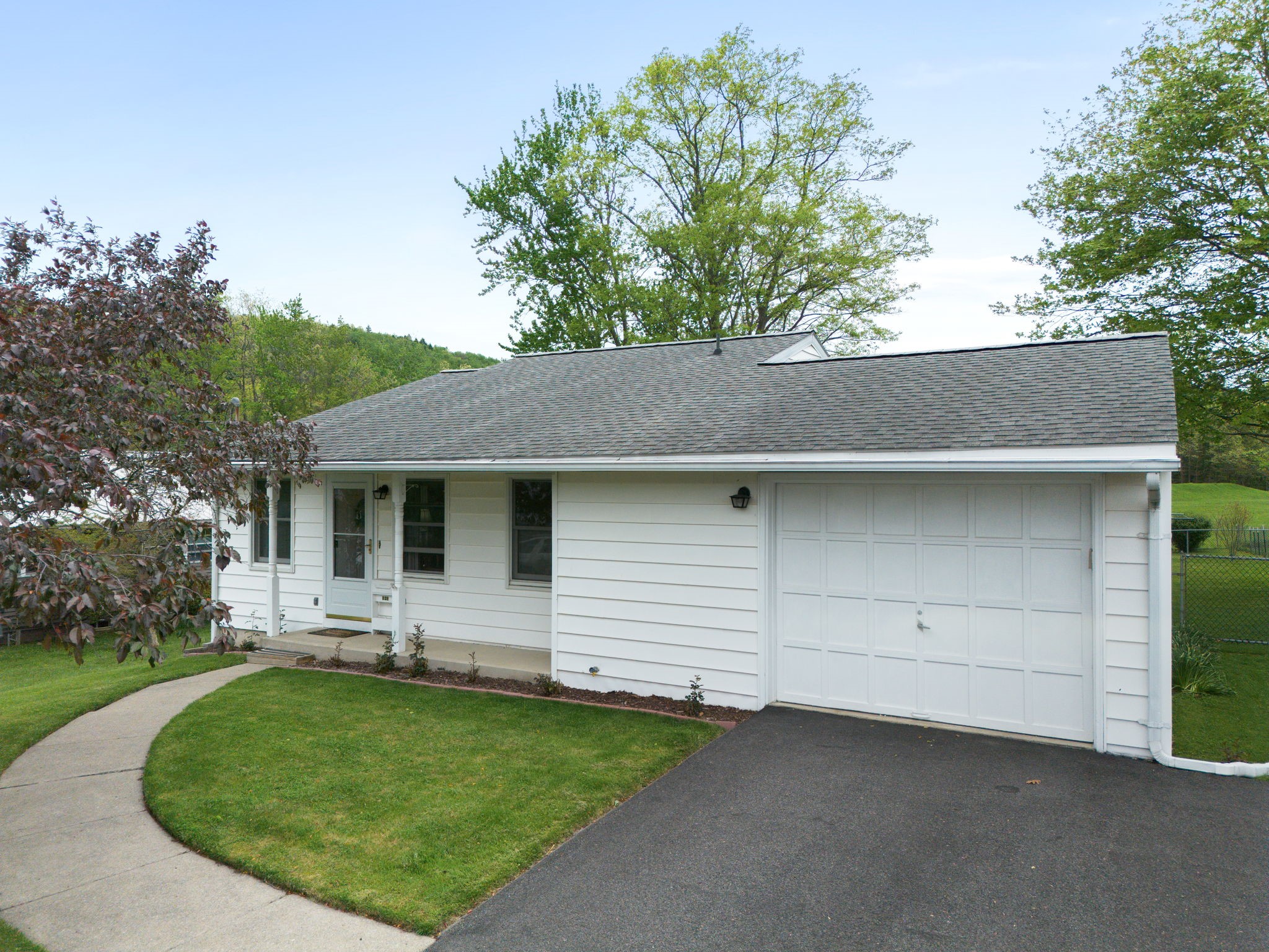 583 Overbrook Road Johnson City, NY 13790 - Photo 1 of 28