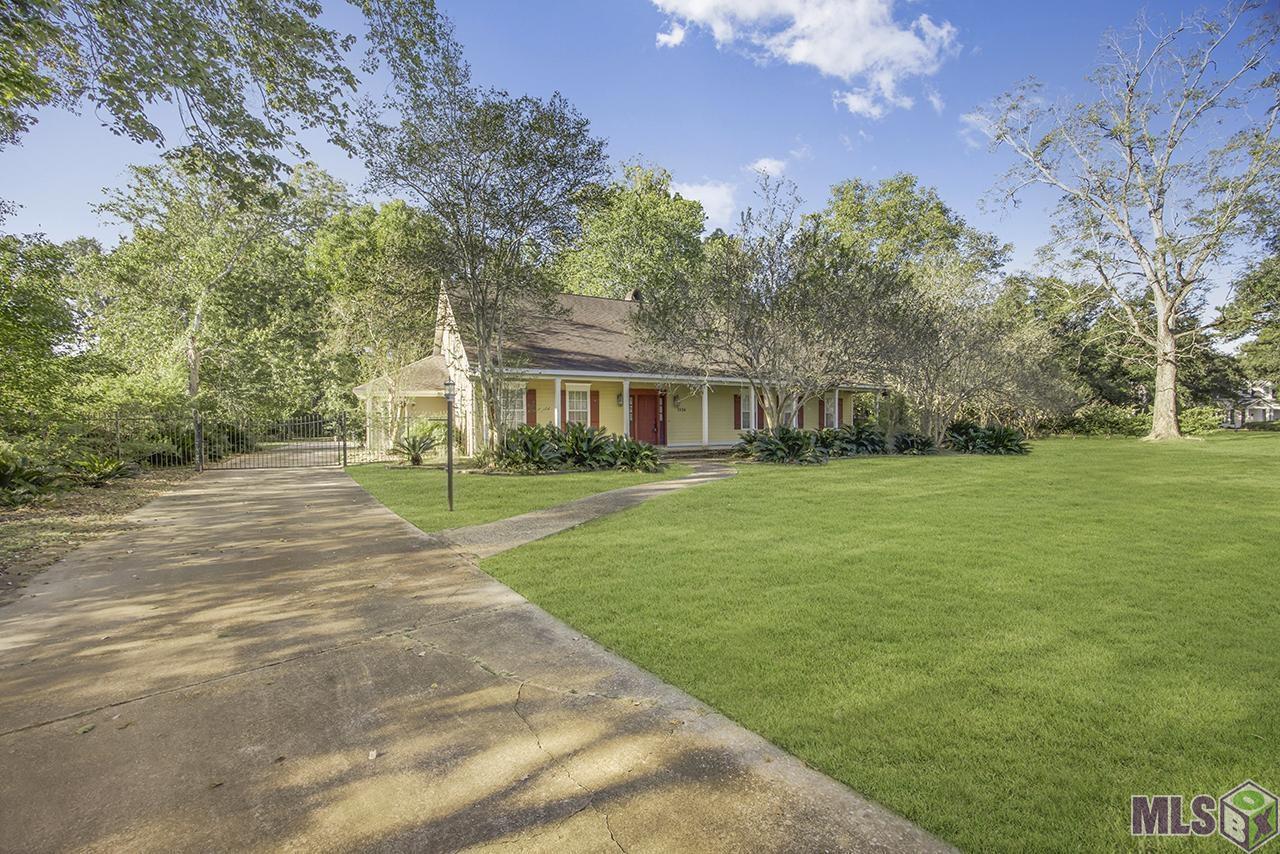 2826 Dakin Avenue Baton Rouge, LA 70820 - Photo 3 of 28 Gallery Image 3