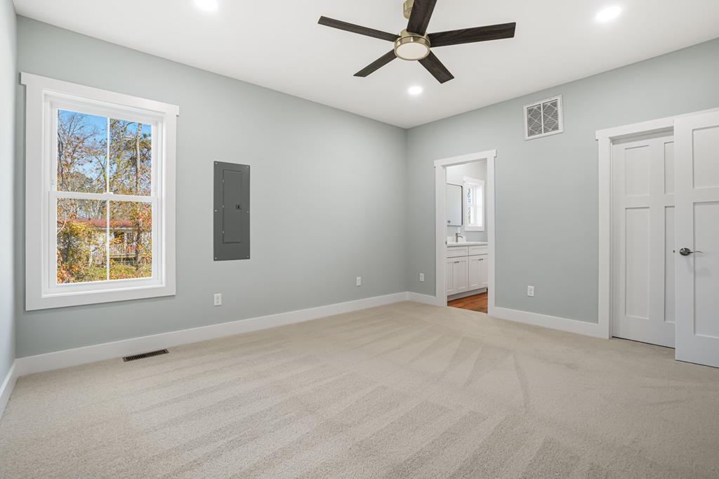 7921 East Side Road Chincoteague Island, VA 23336 - Photo 16 of 38